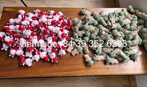 Venta al por mayor de alta calidad tendencia 100% hecha a mano pequeña película de punto personajes de dibujos animados Amigurumi muñeca cumpleaños regalo de Navidad para niños - Product Image 3