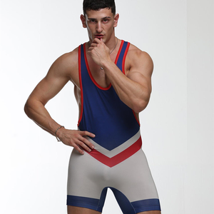 Camiseta estampada de transferencia de calor para hombre de alta calidad personalizada transpirable al por mayor Spandex/algodón tejido con cuello en V High Street - Product Image 1