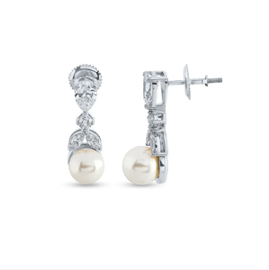 Pendientes colgantes elegantes con perlas brillantes y delicadas características de diamantes para un proveedor indio de glamour sin esfuerzo - Product Image 4