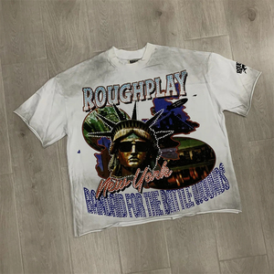 Camiseta de Manga Corta RoughPlay Back to the Future con Diseño de Diamantes, Estilo Urbano y Moderno - Product Image 1
