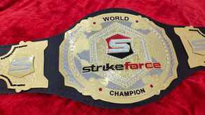 เข็มขัดแชมป์มวยปล้ำรุ่นพรีเมี่ยมออกแบบโลโก้ด้านหน้าหนังแท้หนา4มม. ออกแบบได้ตามต้องการ - Product Image 3