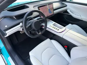 SUV Sv7 AWD 2024 con Batería de Litio, Neumáticos R18, Asientos de Cuero, Motor Doble, Cámara Trasera, Techo Panorámico - Product Image 3