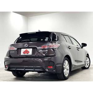 Lexus CT 2016 Usado, Hatchback, Volante a la Derecha o Izquierda, Manual o Automático, Gasolina - Product Image 3