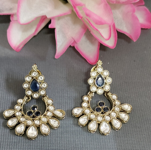 Pendientes delicados de uso étnico con aspecto tradicional Kundan y Mehandi polaco adecuado para todas las ocasiones de La India - Product Image 6