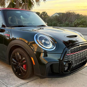 Mini Cooper John Cooper Works 2022 Usado en Buen Estado - Product Image 1