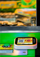 Application mobile personnalisée QR Code balayage lecteur de carte à pièces Machine de jeu Tap Card Terminal