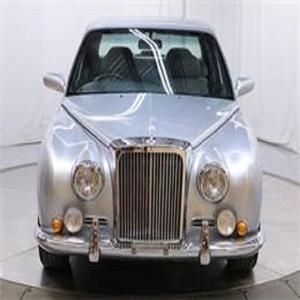 MITSUOKA GALUE 1999 USADO, Volante a la Izquierda/Derecha - Product Image 1
