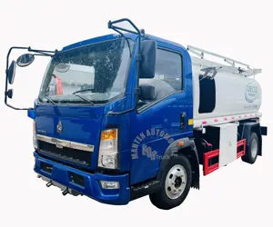 हाउओ एल/आरएचडी 5000 लीटर 5सीएमबी ईंधन ट्रक मोबाइल ईंधन सेवा वितरण ट्रक