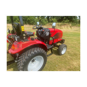 Tractor compacto bastante usado para suministro comercial a granel con construcción Premium - Product Image 1