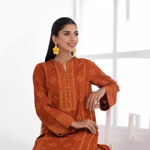 Shalwar Kameez de Seda y Rayón Personalizado de Alta Calidad para Mujer - Diseño Clásico y Elegante - Product Image 6