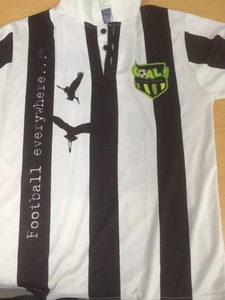 Camiseta de Fútbol a Rayas Blancas y Negras, Manga Corta, Sublimada, Uniforme para Equipo, Adulto - Product Image 1