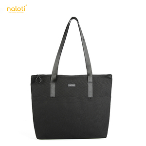 Sac fourre-tout unisexe NATOLI ELEGANT CHICBAG T4 résistant à l'eau avec doublure en toile, sac à main pour femme, idéal pour toutes les saisons et la mode. - Product Image 1