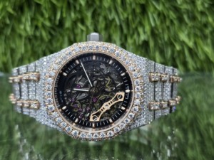 Reloj Mecánico Personalizado para Hombre de 42 mm, Lujoso Esqueleto Blanco Completamente Engastado con Diamantes de Moissanita, Estilo Hip Hop, Correa de Acero Inoxidable, Nuevo - Product Image 4