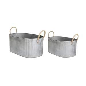 Maceta galvanizada de cuerpo largo con estilo antiguo, perfecta para la decoración tradicional del jardín del hogar y áreas rústicas al aire libre - Product Image 4
