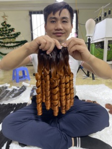 Wholesale Remy Virgin Brazilian Fumi for Italian Curl Bouncy <b>Curly</b> <b>Bundles</b> Human Hair Extensions - Product Image 4