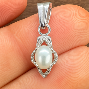 Pendentif en argent sterling plaqué rhodium en gros, style minimaliste, perle d'eau douce, bijoux pour femmes, 6x4 mm - Product Image 1