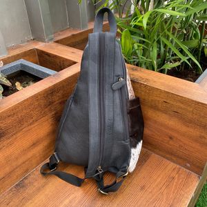 Cheveux sur sac de poitrine en cuir usiné Vintage en cuir véritable bandoulière décontracté épaule cartable personnalisé Convertible fronde sac à dos - Product Image 5