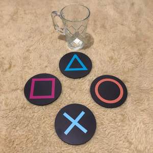 Sous-verres en bois peints à la main, ensemble de vaisselle décorative - Product Image 6