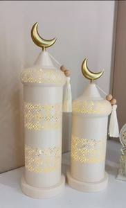 Ensemble de lanternes en métal blanc élégant en forme de croissant avec des découpes complexes, lumière douce et chaleureuse, parfait pour la décoration de la maison et les cadeaux de fête - Product Image 2