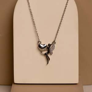 Jikroon de Aleación de Zinc en Forma de Corazón para Expresar Amor y Gratitud, Regalo Perfecto para Amigos Leales - Product Image 4
