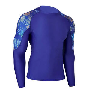 Durable Mens Rash Guard manga corta Tight Fit Quick Dry Swim Shirt para surfear esnórquel y actividades acuáticas - Product Image 1