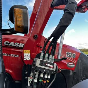 CASE IH 125 MAXXUM TRACTOR EN VENTA - Product Image 6