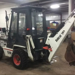 Chargeuses-pelleteuses Bobcat d'occasion 100% diesel avec godet de 5,1 m³ à vendre - Product Image 1