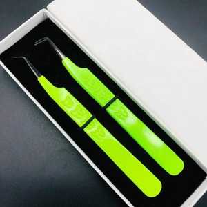 Ensemble de pinces à extensions de cils en acier inoxydable de qualité supérieure, revêtement en poudre verte, angles de 45 à 90 degrés, antistatique - Product Image 1