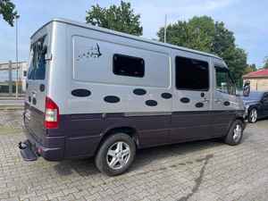 Sprinter 2020 Usada, Van con Tracción en las Cuatro Ruedas, Asientos de Cuero R20, Aire Acondicionado, Caja de Cambios Automática, Volante a la Izquierda, Neumáticos R18, Sedán Euro IV - Product Image 2