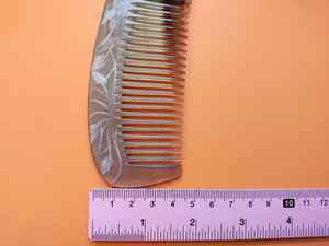 Peigne à cheveux en corne de buffle de qualité supérieure écologique Peigne à poche à dents larges fait à la main Artisanat naturel rustique Religieux moderne - Product Image 4