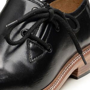 Zapatos Unisex de Cuero Negro, Transpirables, de Secado Rápido, con Acabado Liso de Calidad, Suela Resistente y Diseño para Cuero - Product Image 4