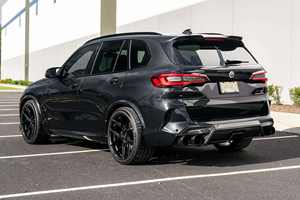 Nuevo SUV X5 M 2023, Motor Turbo de Gasolina, Automático, Tracción en las Cuatro Ruedas, Neumáticos R19, Luces LED, Asientos Oscuros - Product Image 3