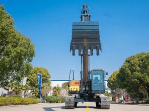 Nueva excavadora sobre orugas Hyundai 21ton Hx210L con buen precio - Product Image 2