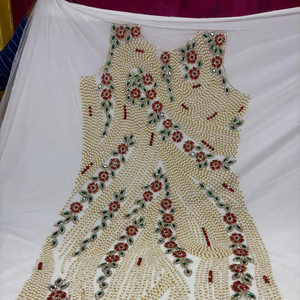 Vestido de Fiesta Corto sin Mangas con Cuello Alto y Cintura Imperio, Adornado con Perlas y Bordado Ecológico para Mujeres Embarazadas - Product Image 1