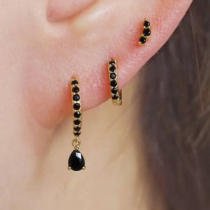 925 Sterling Silver Huggie Crochet Boucle D'oreille Paire Noir Zircon Pierre Or Placage Anniversaire De Mariage Cadeau D'anniversaire Femmes Filles - Product Image 2