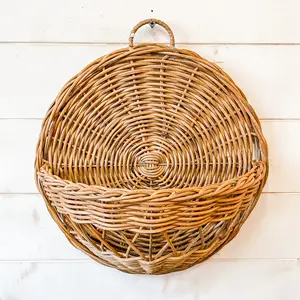 Natural wicker rattan wall home decoration hanging basket best selling decorative wall-mounted hangings