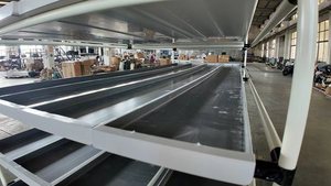 Système hydroponique commercial multi-niveaux pour la culture d'orge, d'herbes, de micro-pousses et d'herbe alimentaire pour bovins et ovins - Product Image 3