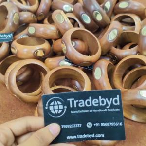 Bracelets en bois à la mode pour femmes Bijoux fabriqués à la main Bracelets écologiques pour festivals et magasins Tradebyd - Product Image 2