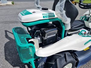 Tondeuse autoportée industrielle OREC RM882 Rabbit Mower Control, moteur 2 temps 125cc, bac de ramassage 100L, tracteur de pelouse économique - Product Image 6