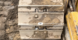 Maquinaria de movimiento de tierras 2003 CATERPILLAR D5G XL Dozers usadas Cat D Series Bull Dozer Caterpillar Máquinas sobre orugas a la venta - Product Image 5