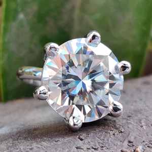 Diamante Redondo de Corte Brillante Cultivado en Laboratorio para Mujer, para Boda y Compromiso, en Plata de Ley 925 - Product Image 2