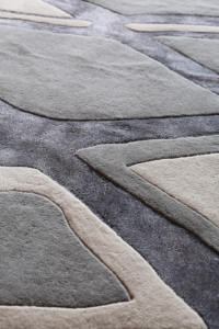 Alfombra de Lana de Lujo Contemporánea, Tejida a Mano, Diseño Serpentina, Color Gris Frío, Líneas Orgánicas Fluidas, Pelo Alto, Gruesa, Antideslizante, Apta para Mascotas - Product Image 2