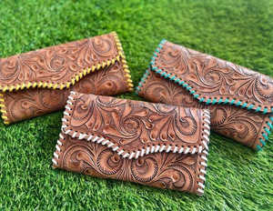 Vente chaude Vintage Sculpté En Cuir Portefeuilles Femmes Fourrure En Cuir Pochette Bourse Style De Mode pour Une Utilisation De Fête - Product Image 2