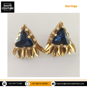 Pendientes de gota de piedra de cristal de zafiro de 3 cm con forma de triángulo hechos a mano para mujer para ropa de fiesta a un precio razonable - Product Image 2