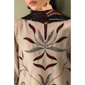 Ensemble de costume pour femme en tissu brodé UF-4418 - Product Image 3