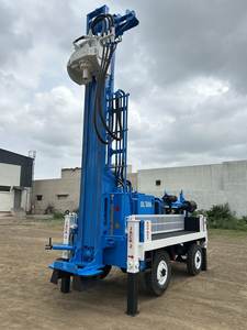 Plate-forme de forage DTH montée sur chariot hydraulique de qualité supérieure profondeur de 250m diamètre d'alésage de 6 pouces à 12 pouces usine de fournisseur OEM en gros - Product Image 6