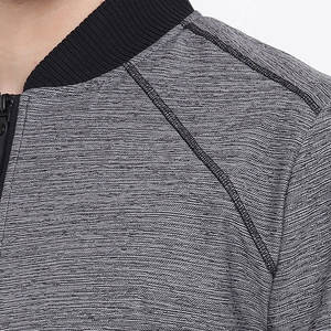 Vêtements de mode Veste d'hiver coupe-vent pour hommes Street Wear Nouveau design Blouson bombardier respirant pour hommes - Product Image 4