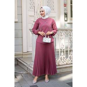 ชุดฮิญาบ2ชิ้นลายกุหลาบกระโปรงหินมีรายละเอียด - Product Image 2