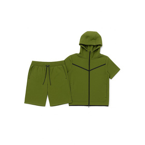 Ensemble de survêtement court à capuche zippé Tech Flex pour homme, avec logo de gym, style urbain premium, ensemble 2 pièces pour homme - Product Image 4