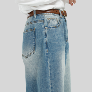 Chaqueta de Cuero de Estilo Vintage con Características Impermeables y Cortavientos, Logotipo Bordado Personalizado, Opciones de Color - Product Image 4